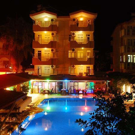 Side Orientt Apartments Exterior photo