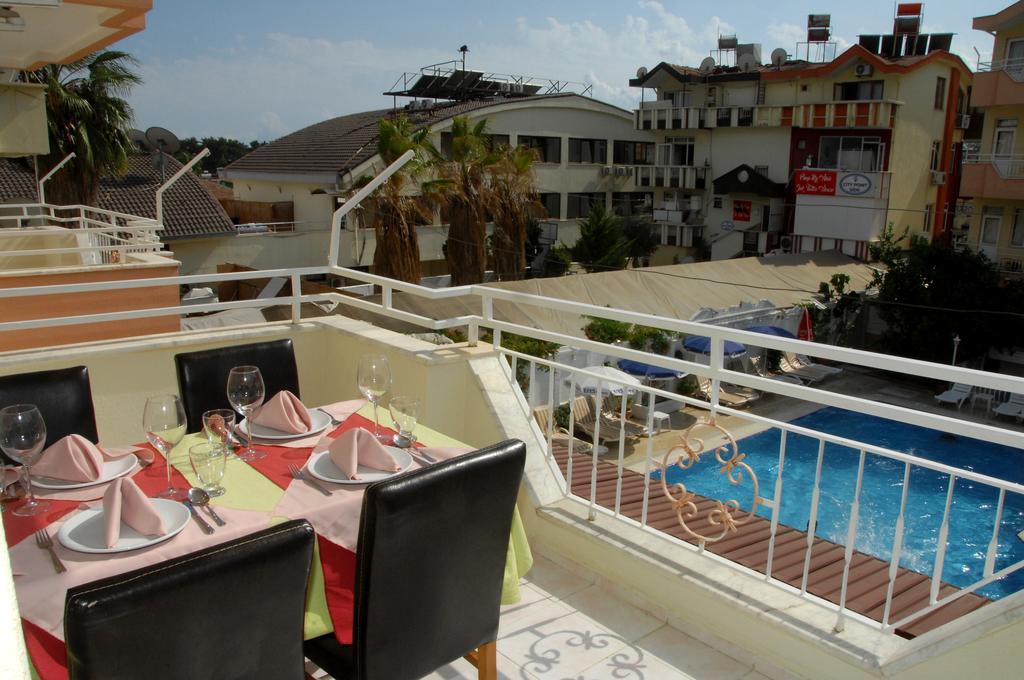 Side Orientt Apartments Exterior photo